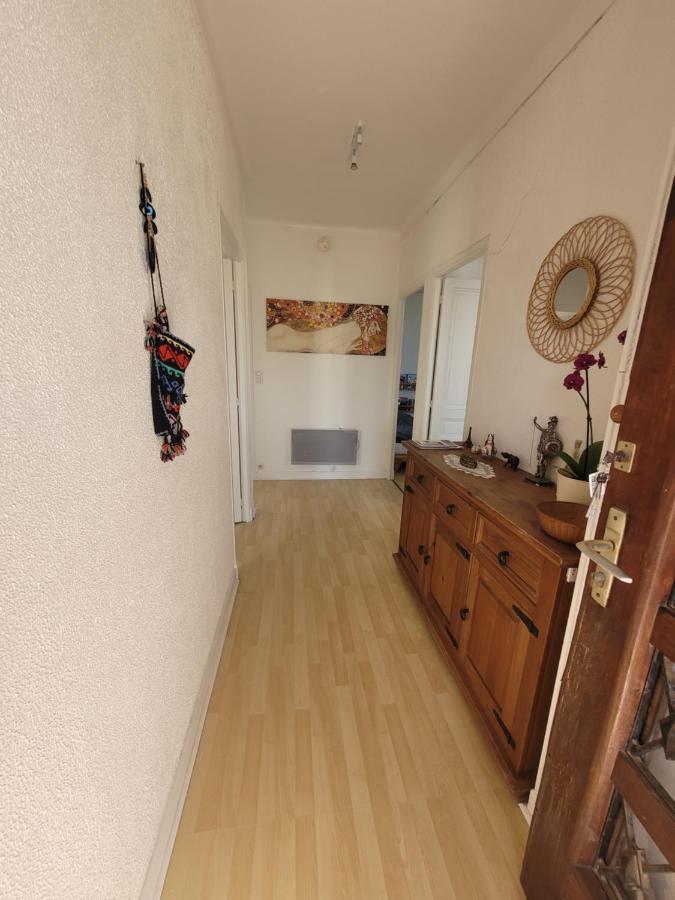 Villa La Desiree - Haut De Villa, 68M2, 8 Personnes Max, Climatise, 4 Etoiles, 120M2 De Jardin Et Parking, Wifi, Vu Mer Антиб Экстерьер фото